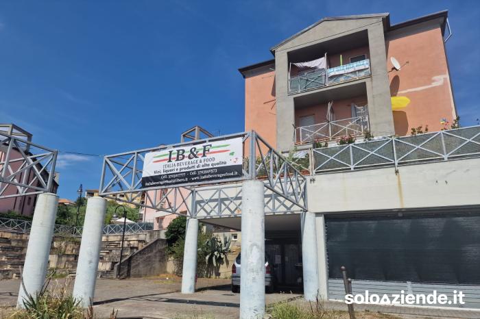 Vendita Attivita' artigianali alimentari e non VENDITA AZIENDA E LICENZE DI PRODUZIONE LIQUORI a Arcola (SP)
